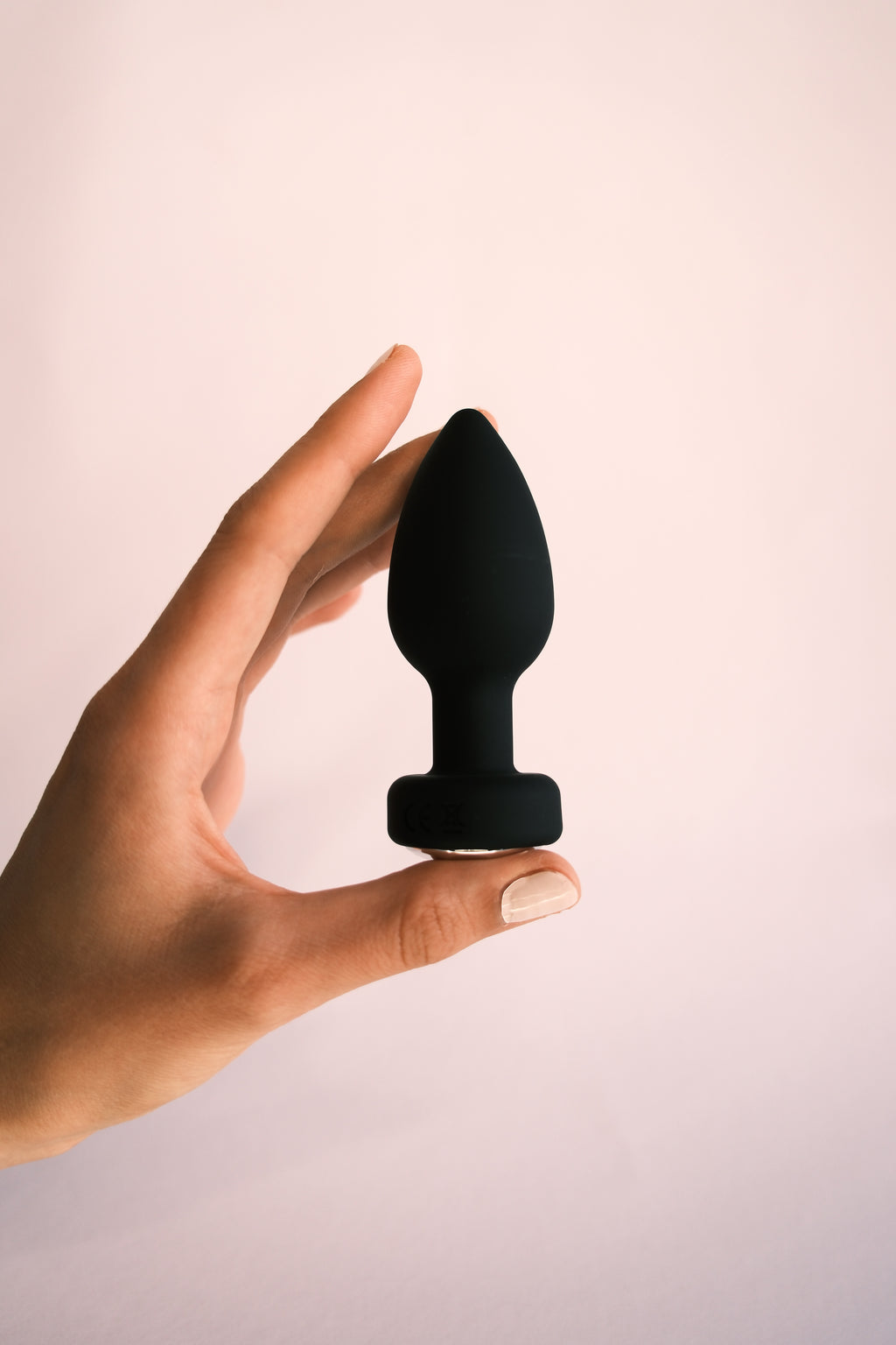 Premium Anal Plug with Remote – 10 Vibration Settings (Unisex)